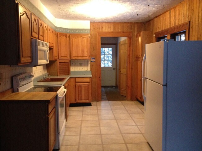 Foto del edificio - 42 Passino Rd