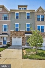 Building Photo - 10711 Hinton Wy