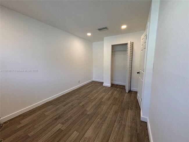 Foto del edificio - 2308 Jackson St