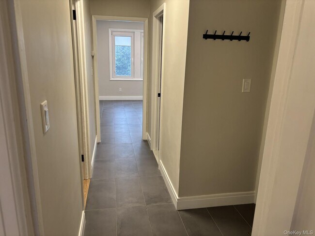 Building Photo - 59-37 57th Dr