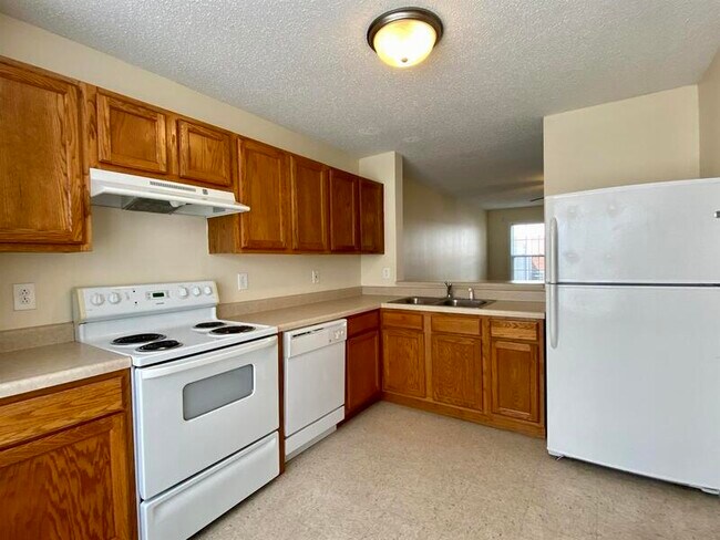 Foto del edificio - 299-B3 Raleigh Drive