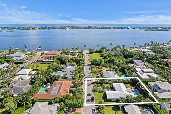 Foto del edificio - 200 Ellamar Rd