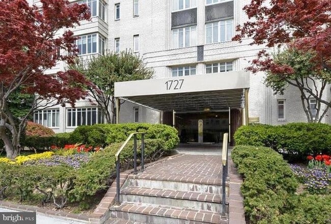 Building Photo - 1727 Massachusetts Ave NW