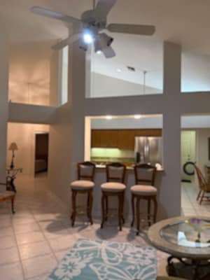 Building Photo - 144 Lady Palm Dr