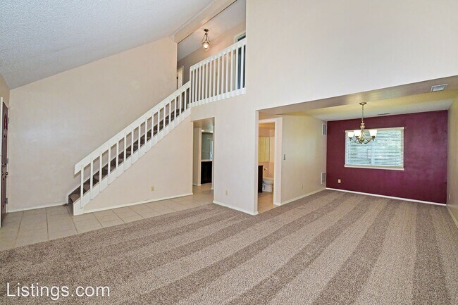 Building Photo - 3 br, 2 bath House - 3705 Brisbane Dr
