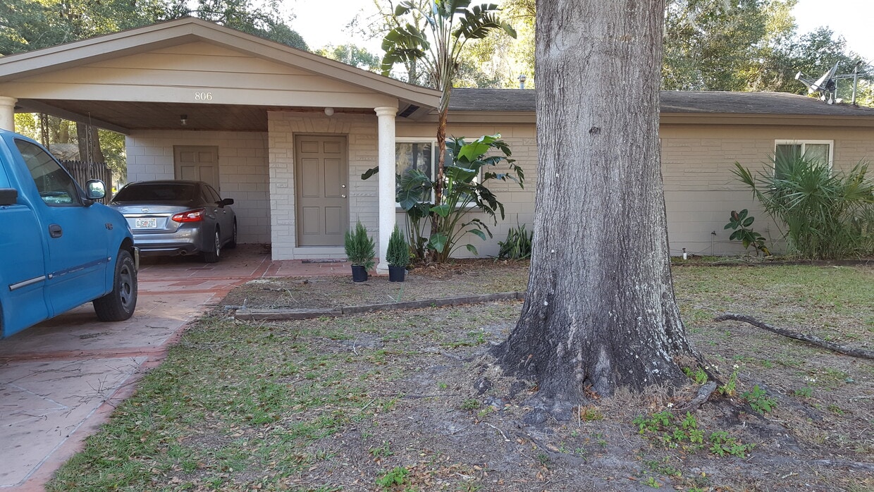 806 Orange S Ave, Fort Meade, FL 33841 House Rental in Fort Meade, FL