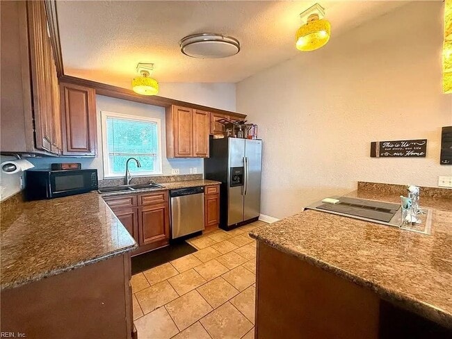Building Photo - 138 Ransone St