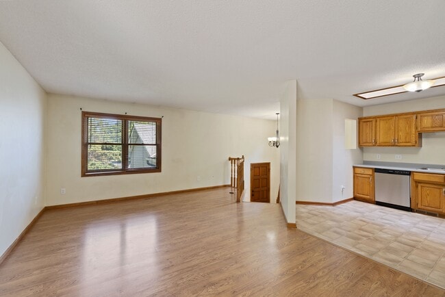 Foto del edificio - 1711 Slater Ln