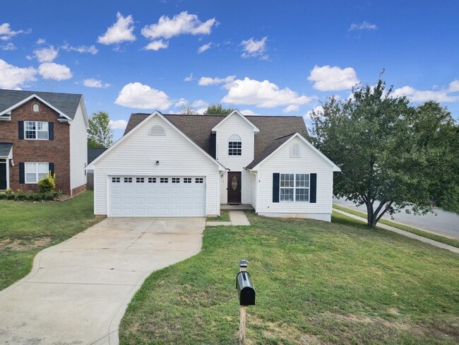 Lovely 3 Bed 2 Bath Home in Indian Trail o... - Lovely 3 Bed 2 Bath Home in Indian Trail o...