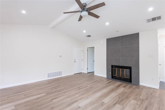 Foto del edificio - 4515 Keota Dr