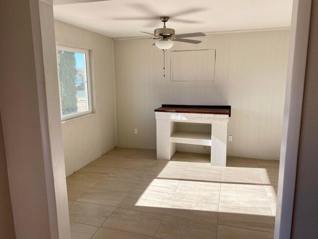 Building Photo - 7561 Mazatlan Dr