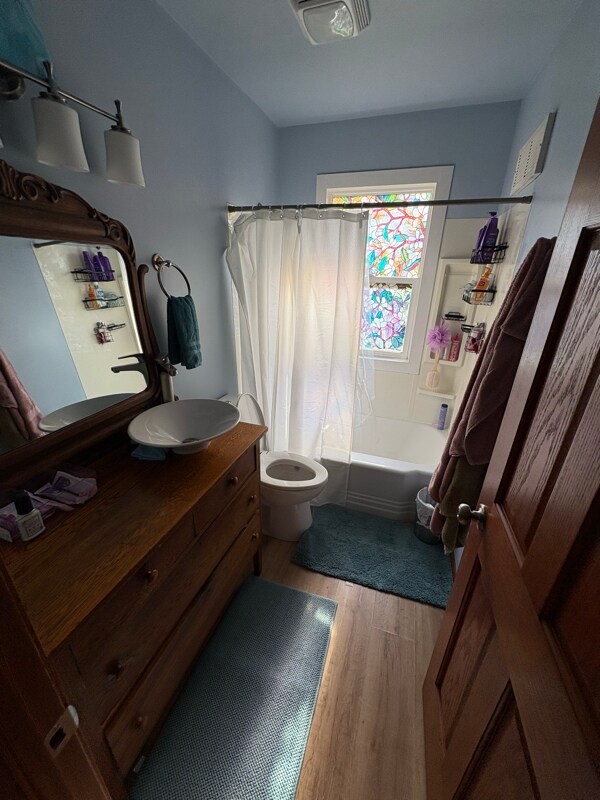 Foto del edificio - 1015 8th Ave NW