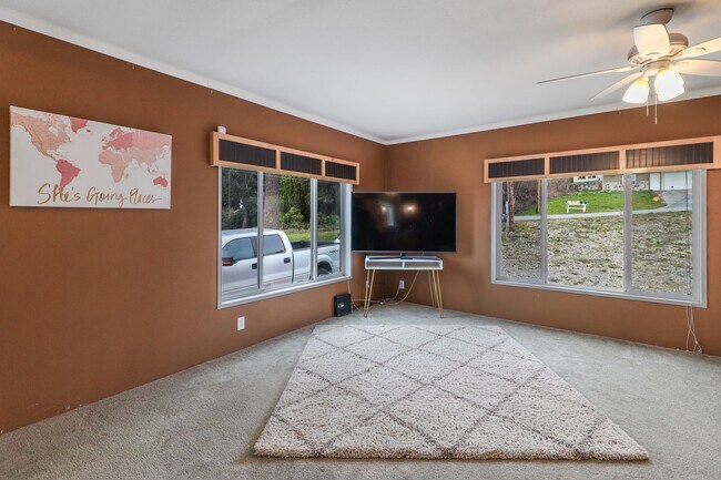 Foto del edificio - 3 Bed 2 Bath - A/C - Dog per Approval - NA...