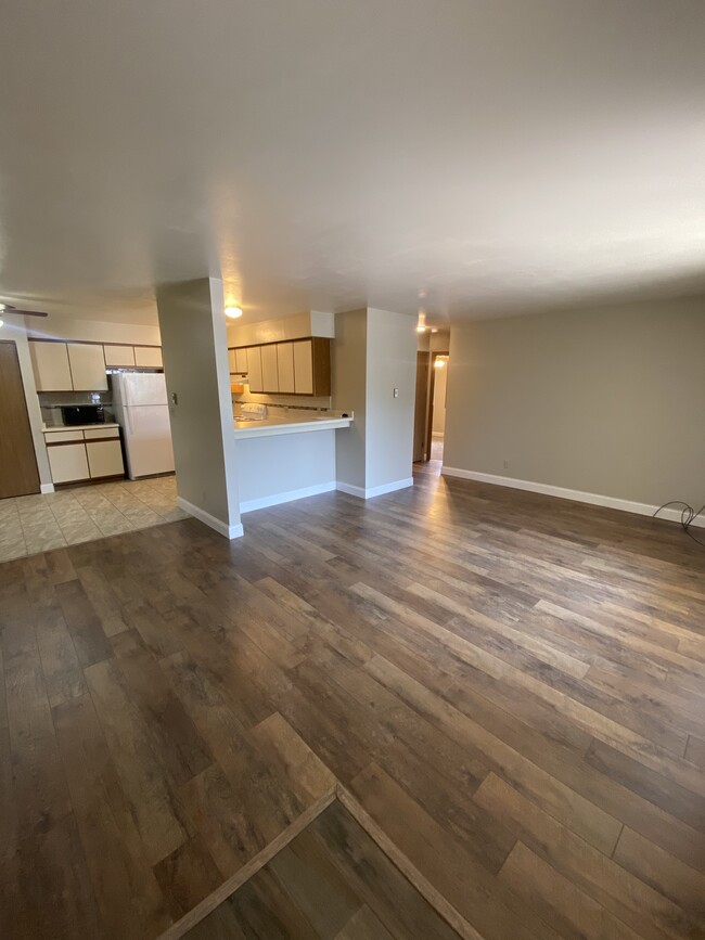 Living Room - Hemlock Street Apartments