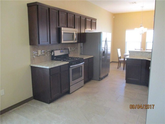 Foto del edificio - 12053 Silver Crown Rd