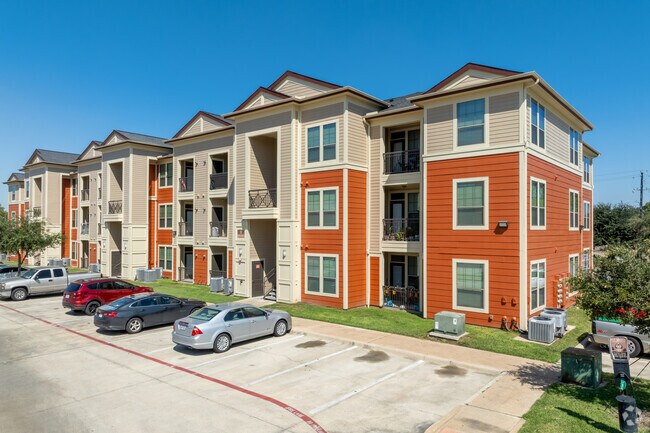 Building Photo - Smart Living at Telephone