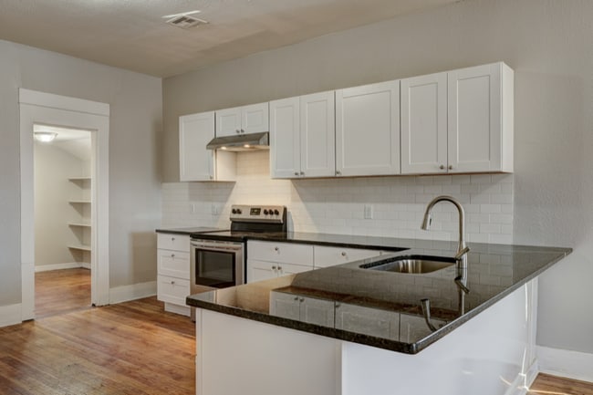 Foto del edificio - 1715 NW 21st St