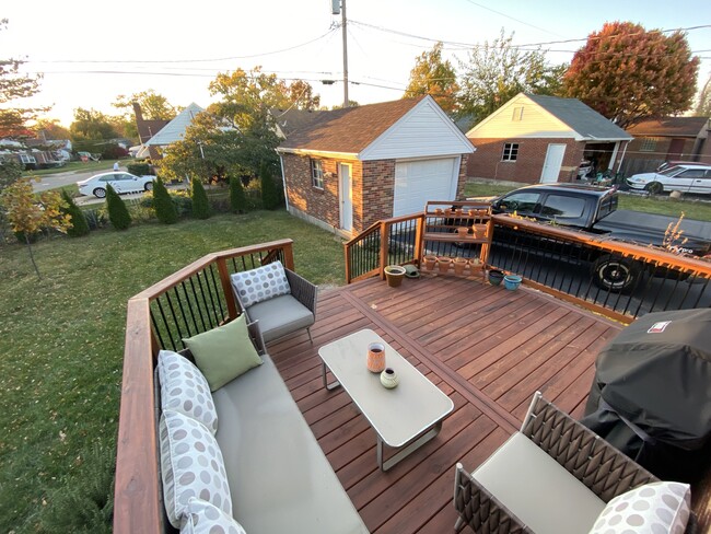 Rear Deck - 941 Broadmoor Dr