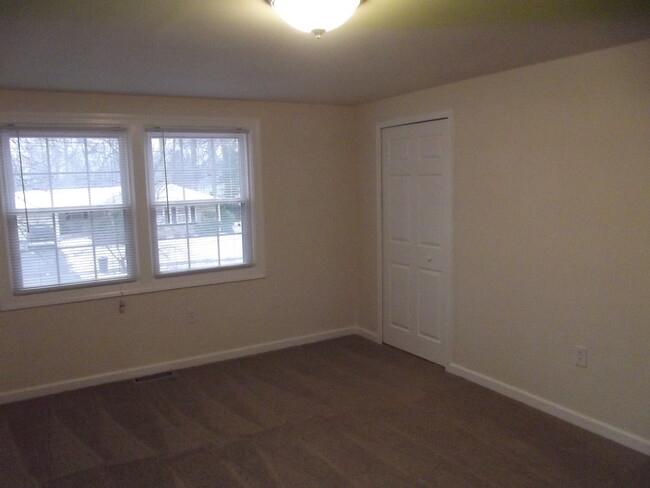Building Photo - 1733 Swinburne Ave