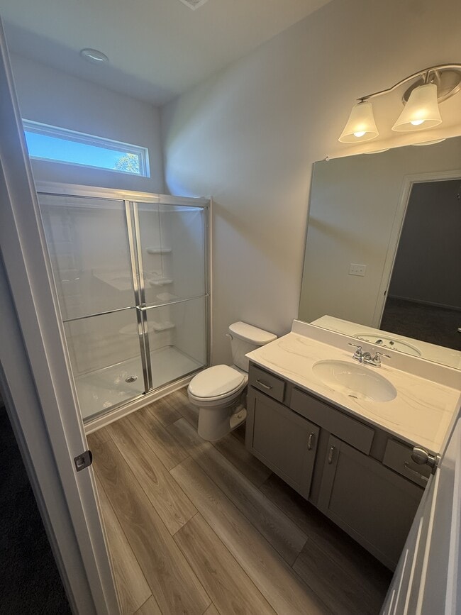 Foto del edificio - 184 Fair Oak Ln