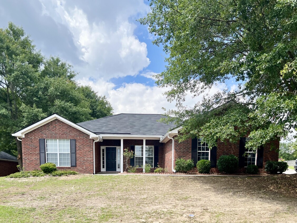 Foto principal - 300 Cannock Ct