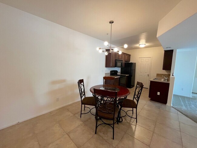 Building Photo - 3550 Bay Sands Dr