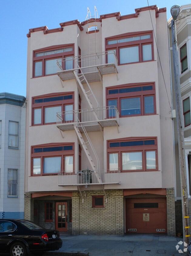 Building Photo - 530 6th Ave