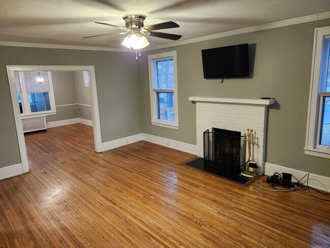 Building Photo - SHORT TERM Single Family 5 BR House in Harrisonburg Available NOW