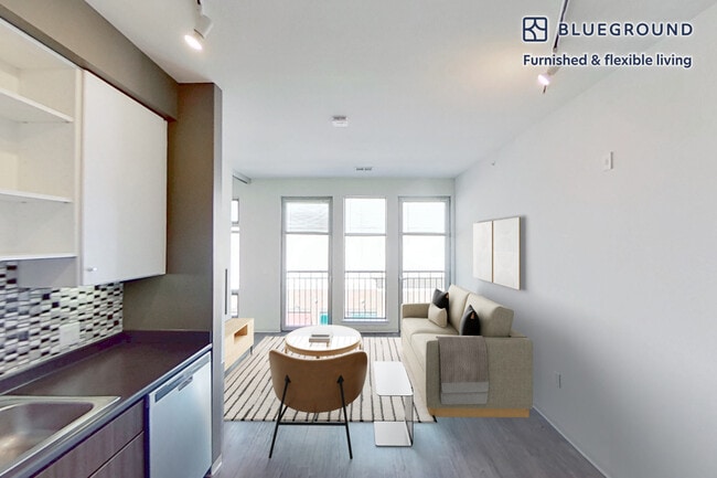 Building Photo - 445 Artisan Way