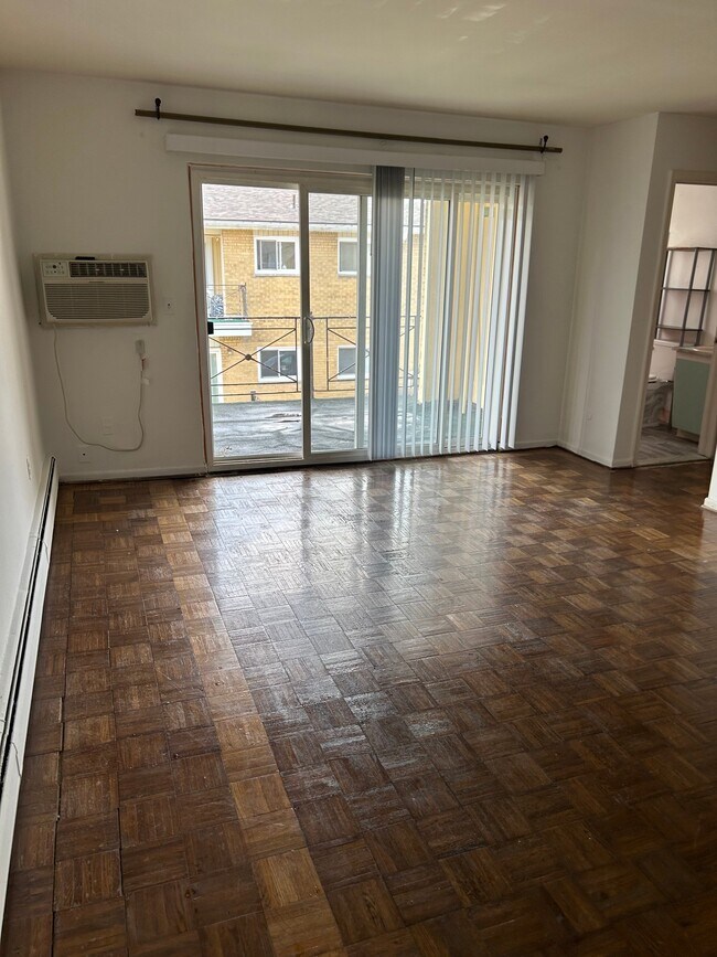 Foto del edificio - 29158 Longview Ave