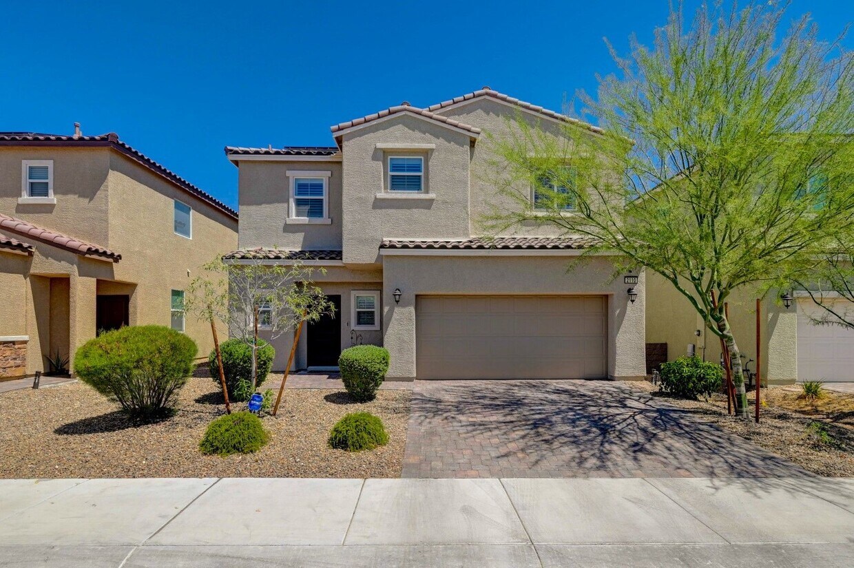 Primary Photo - Amazing Solar Powered 3 Bedroom, 2 Story H...