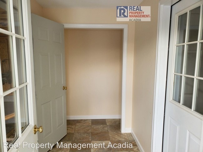 Building Photo - 3 br, 2 bath House - 29 Westwood Dr.