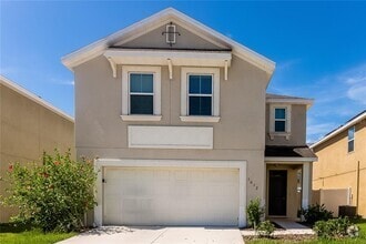 Building Photo - 5012 San Palermo Dr
