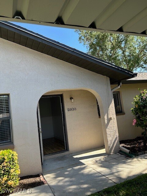 Foto del edificio - 10031 Maddox Ln