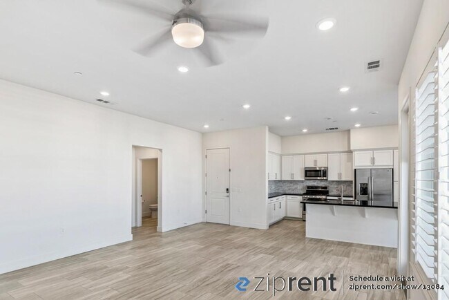 Building Photo - 430 Montague Expy