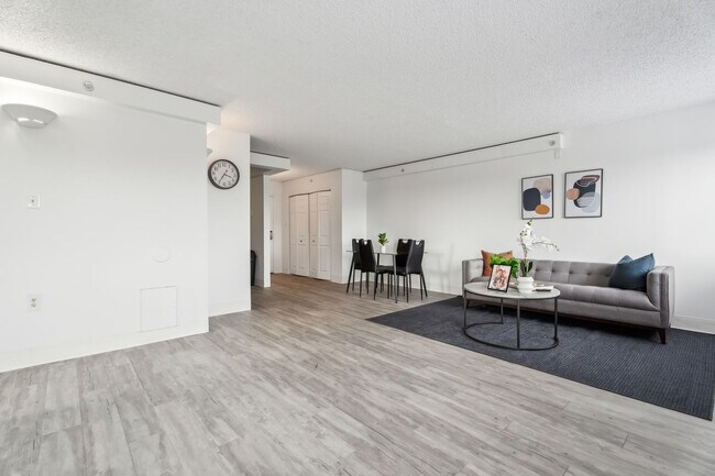 Foto del edificio - 1711 Bellevue Ave