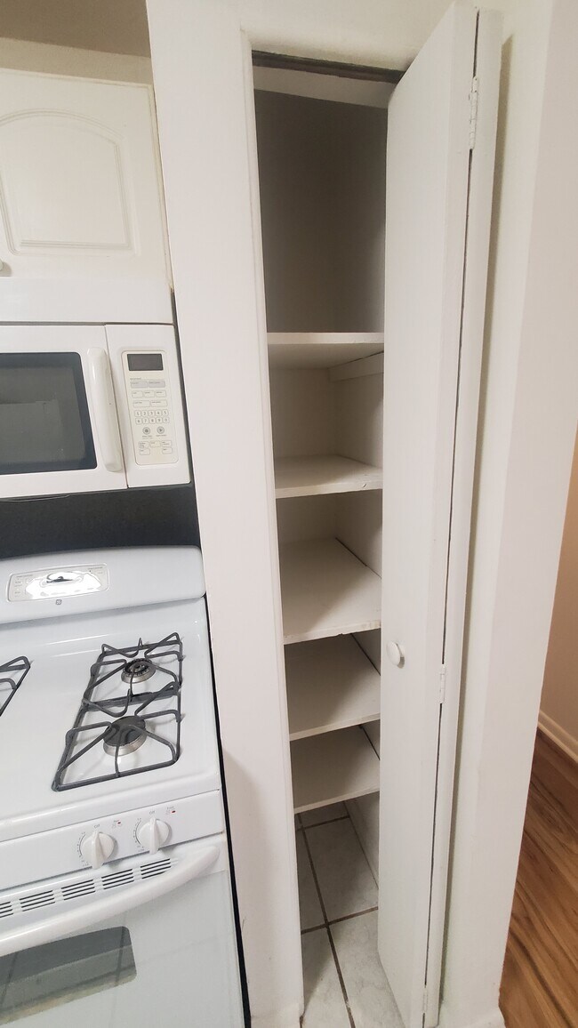 Foto del edificio - 203 Cork Ln