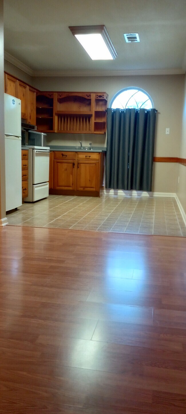 Foto del edificio - 57815 Labauve Ave