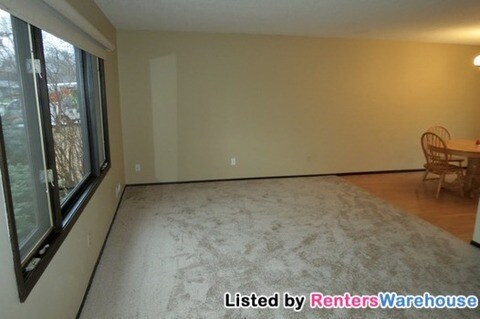 Building Photo - 7167 Imperial Ave S