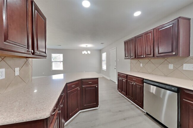 Foto del edificio - 7718 Balsam Crossing Ln