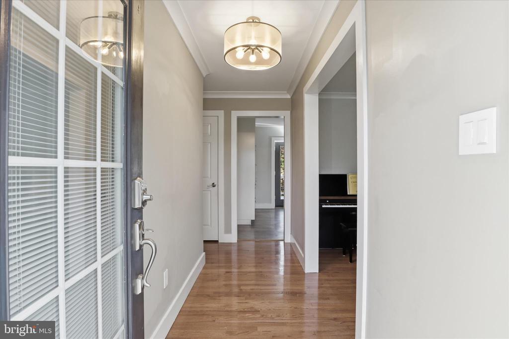 Foto principal - 2107 Virginia Ave