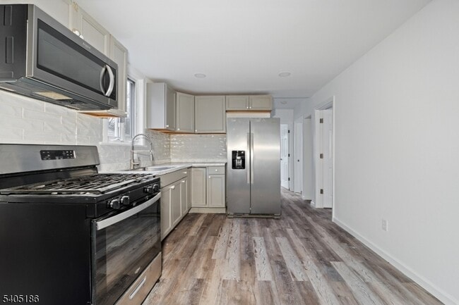 Foto del edificio - 509 Centre St