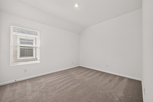 Building Photo - 5558 Amber Brook Ln