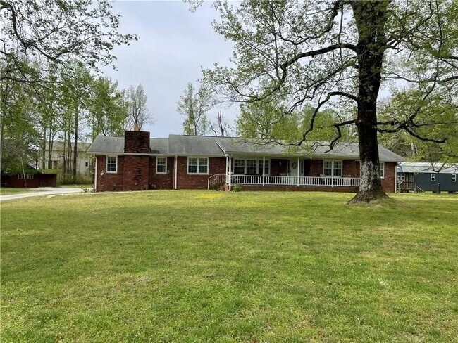 Foto del edificio - 3633 Loganville Hwy SW