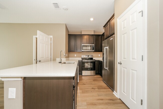 Building Photo - 169 Great Star Ct