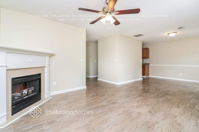 Foto del edificio - 715 Carlton Pointe Way