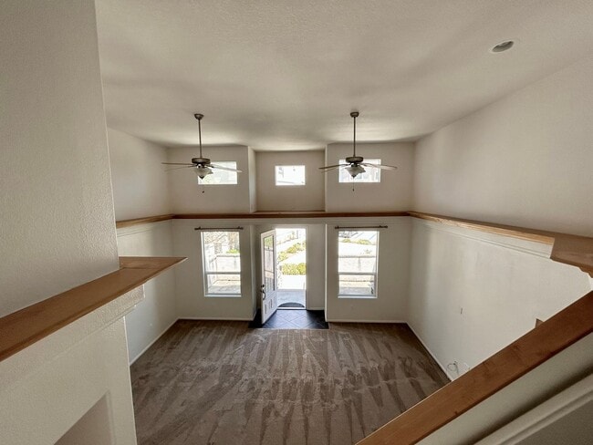 Building Photo - Spacious 3-Bedroom, 2.5-Bath Condo for Ren...