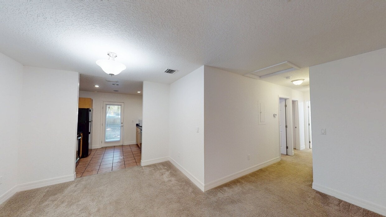 Photo - Lux 13 Apartments
