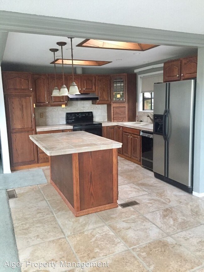 Foto del edificio - 3 br, 3 bath House - 9216 Utah Street NE