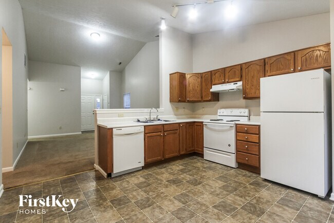 Building Photo - 7109 Pluto Dr
